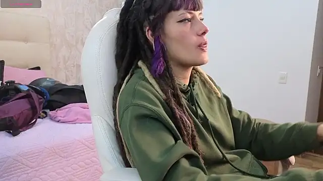  sharlotte777 online show from January 14, 2026, 12:44 pm