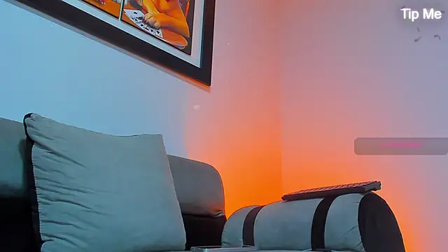 MAXIMUS MASTE3 online show from October 22, 2025, 9:58 pm