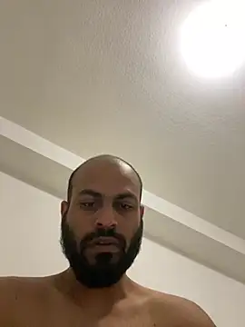 Snapshot of islandvybee55 chatting on March 17, 2025, 6:40 am islandvybee55 online show from March 17, 2025, 6:40 am