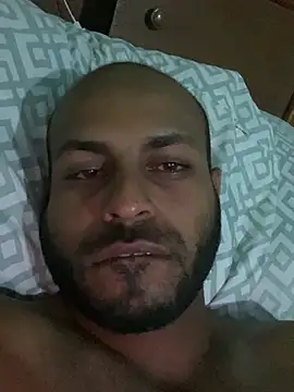 islandvybee55 online show from January 16, 2026, 2:48 am