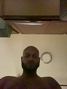 islandvybee55 online show from February 19, 2026, 12:34 pm