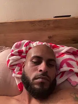 islandvybee55 online show from March 1, 2026, 1:07 am