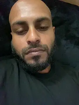 islandvybee55 online show from March 11, 2026, 12:11 pm