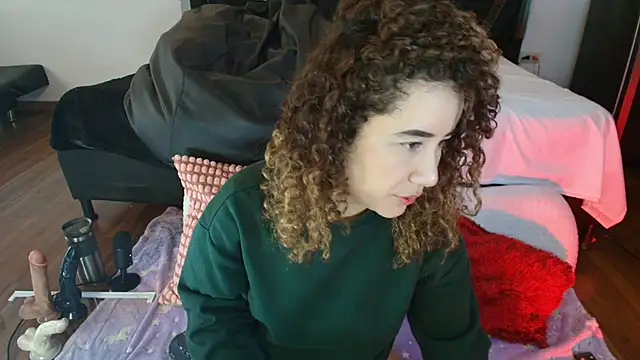 Snapshot of Charlotte11-11 chatting on January 12, 2025, 7:21 pm Charlotte11-11 online show from January 12, 2025, 7:21 pm