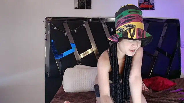 Snapshot of Charlotte11-11 chatting on February 8, 2025, 6:55 pm Charlotte11-11 online show from February 8, 2025, 6:55 pm