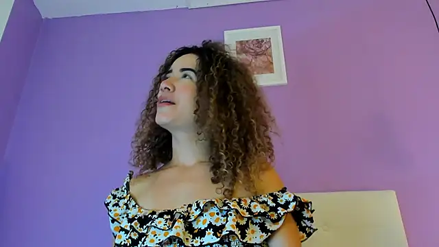 Snapshot of Charlotte11-11 chatting on October 3, 2025, 4:04 pm Charlotte11-11 online show from October 3, 2025, 4:04 pm