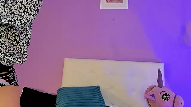 Snapshot of Charlotte11-11 chatting on November 24, 2025, 3:12 pm Charlotte11-11 online show from November 24, 2025, 3:12 pm