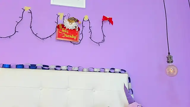 Snapshot of Charlotte11-11 chatting on December 4, 2025, 2:59 pm Charlotte11-11 online show from December 4, 2025, 2:59 pm