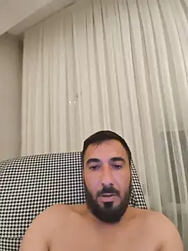Snapshot of leon_ates chatting on August 10, 2026, 1:20 am leon ates online show from August 10, 2026, 1:20 am
