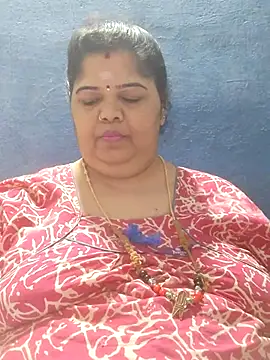Snapshot of tamilthanushri chatting on May 10, 2026, 3:39 pm tamilthanushri online show from May 10, 2026, 3:39 pm