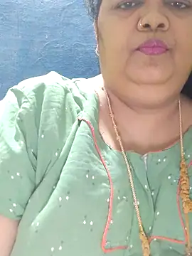 Snapshot of tamilthanushri chatting on May 21, 2026, 7:26 am tamilthanushri online show from May 21, 2026, 7:26 am