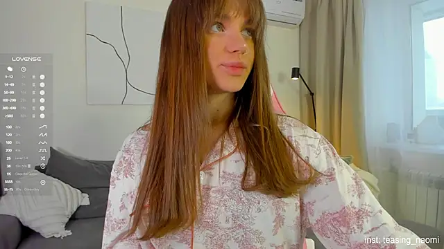 Snapshot of aesthetics__tease chatting on December 22, 2025, 5:15 am aesthetics tease online show from December 22, 2025, 5:15 am