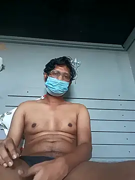 gym lover076 online show from February 7, 2025, 6:24 am