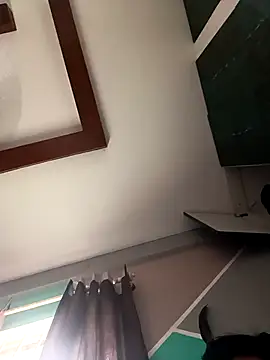 gym lover076 online show from October 27, 2025, 7:23 am