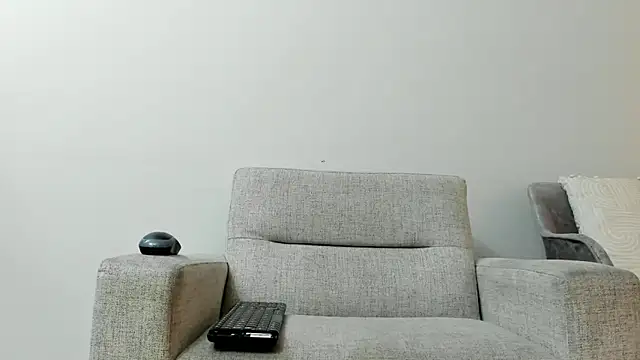 Dominick star online show from February 2, 2025, 7:09 am