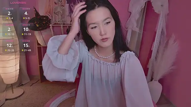 CarrieAmber online show from October 25, 2025, 2:02 pm