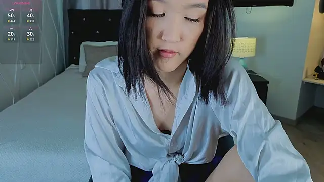 CarrieAmber online show from March 30, 2026, 2:07 pm