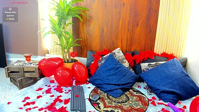 Snapshot of VickyJohnson1 chatting on February 14, 2025, 8:37 pm VickyJohnson1 online show from February 14, 2025, 8:37 pm