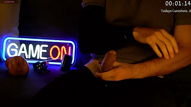 coupleofficial online show from September 12, 2025, 9:37 pm