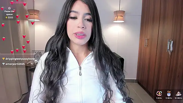 sarita evanss online show from September 26, 2025, 3:32 am