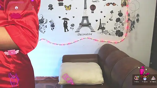 FernandaEloisa online show from January 15, 2025, 4:54 pm