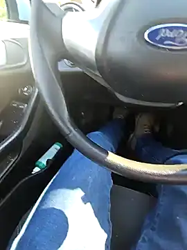 Titanhoott online show from February 18, 2025, 11:55 am