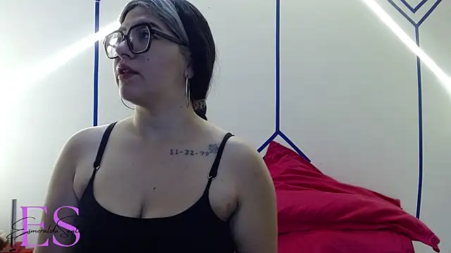 EsmeraldaSantoss online show from February 12, 2025, 12:33 pm