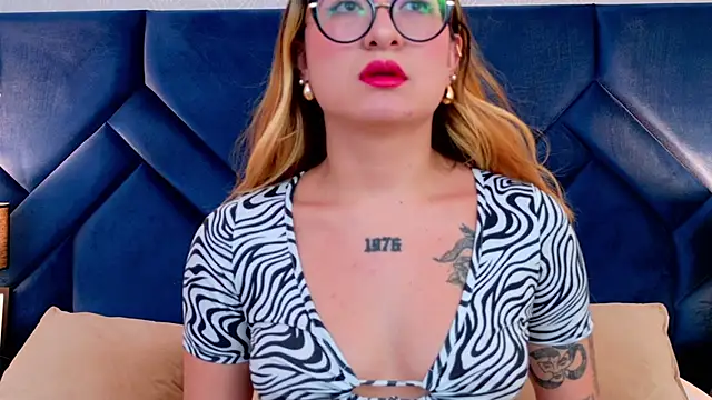 AmbarSantany online show from November 29, 2025, 12:13 am