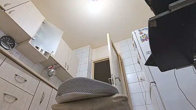 Snapshot of melissaBlessing chatting on February 4, 2025, 10:21 am melissaBlessing online show from February 4, 2025, 10:21 am