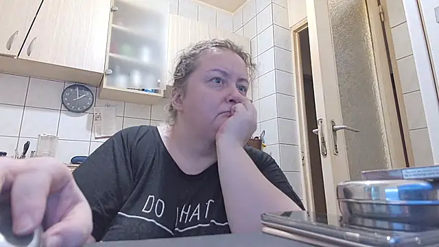 Snapshot of melissaBlessing chatting on February 15, 2025, 10:00 am melissaBlessing online show from February 15, 2025, 10:00 am