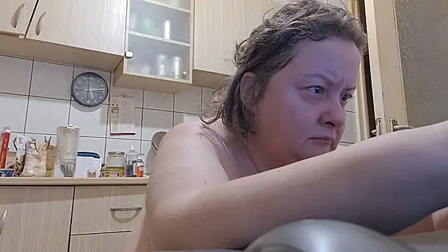 Snapshot of melissaBlessing chatting on October 13, 2025, 2:11 am melissaBlessing online show from October 13, 2025, 2:11 am