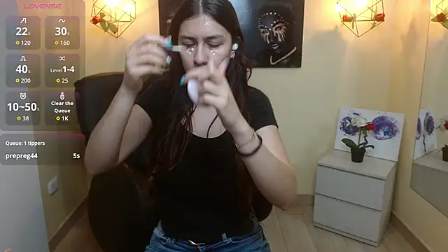 Lita Rogers online show from November 13, 2025, 1:21 pm