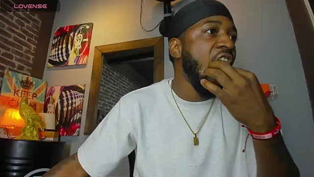 Drake Nassir4 online show from November 24, 2025, 2:28 pm