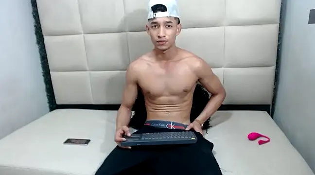 Snapshot of jose_sexycumm chatting on December 24, 2024, 7:55 pm jose sexycumm online show from December 24, 2024, 7:55 pm