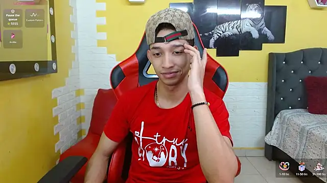 jose sexycumm online show from December 5, 2025, 8:05 pm