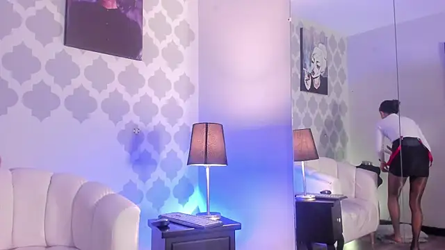 Snapshot of GabyPetit chatting on May 8, 2026, 11:59 am GabyPetit online show from May 8, 2026, 11:59 am