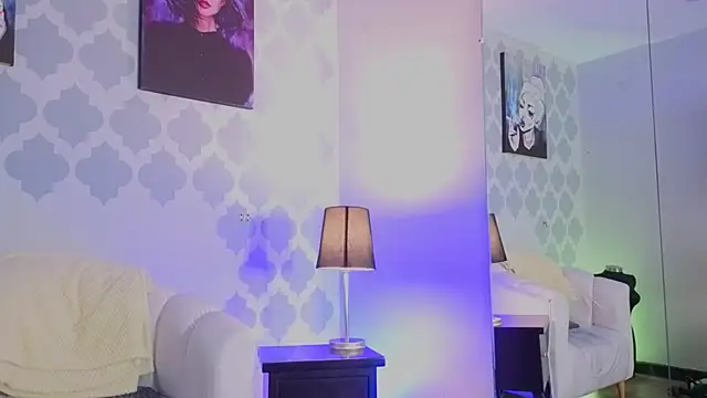 Snapshot of GabyPetit chatting on May 29, 2026, 12:08 am GabyPetit online show from May 29, 2026, 12:08 am