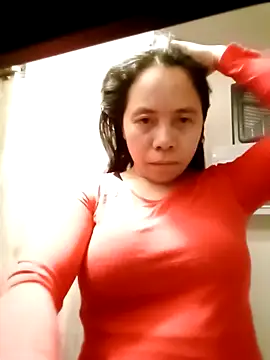 Snapshot of doggiepossession chatting on February 15, 2025, 5:07 pm doggiepossession online show from February 15, 2025, 5:07 pm