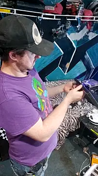 Boo-boo kittyfux online show from December 14, 2025, 5:29 pm