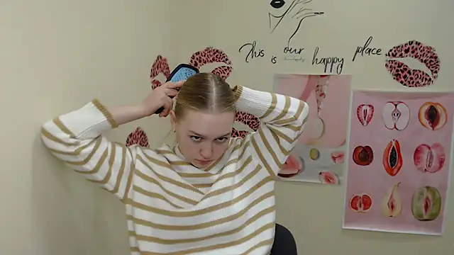 MademoiselleCl online show from January 14, 2025, 11:31 am