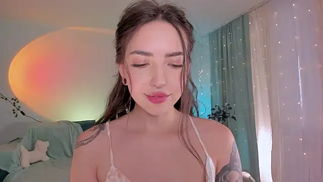 Snapshot of Oh_My_Dianee chatting on July 8, 2026, 7:02 am Oh My Dianee online show from July 8, 2026, 7:02 am