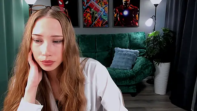 AlexaHarmon online show from December 3, 2025, 6:21 am