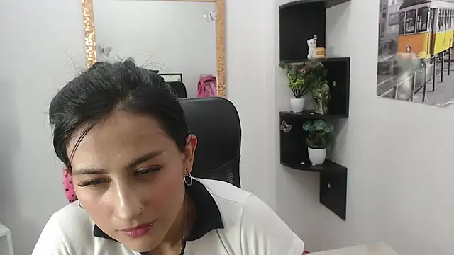 Snapshot of EmilyyEvans_ chatting on January 10, 2025, 3:16 pm EmilyyEvans online show from January 10, 2025, 3:16 pm