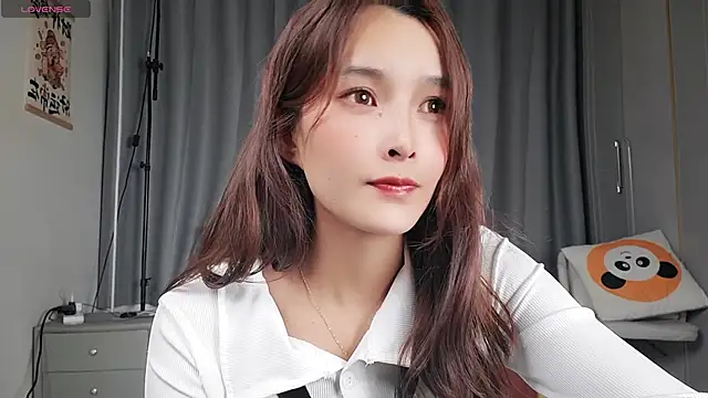 Snapshot of Youth3_ chatting on February 8, 2025, 12:39 pm Youth3  online show from February 8, 2025, 12:39 pm