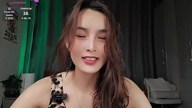 Snapshot of Youth3_ chatting on February 11, 2025, 2:46 pm Youth3  online show from February 11, 2025, 2:46 pm