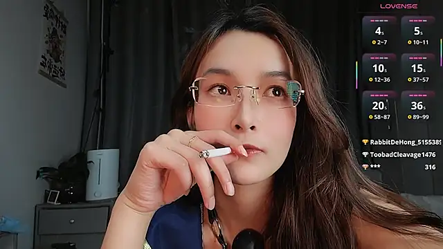 Snapshot of Youth3_ chatting on March 15, 2025, 5:26 pm Youth3  online show from March 15, 2025, 5:26 pm