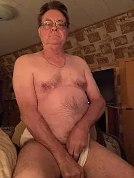 Snapshot of Tonybaloney1972 chatting on December 7, 2024, 12:56 pm Tonybaloney1972 online show from December 7, 2024, 12:56 pm