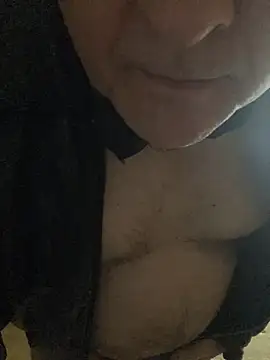 Snapshot of Tonybaloney1972 chatting on February 24, 2025, 4:47 pm Tonybaloney1972 online show from February 24, 2025, 4:47 pm