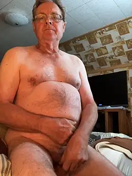 Snapshot of Tonybaloney1972 chatting on October 6, 2025, 2:14 pm Tonybaloney1972 online show from October 6, 2025, 2:14 pm