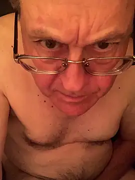 Snapshot of Tonybaloney1972 chatting on October 8, 2025, 6:55 am Tonybaloney1972 online show from October 8, 2025, 6:55 am